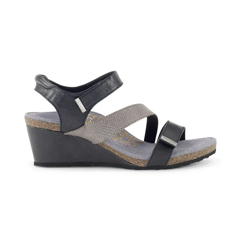 Aetrex Women's Brynn Quarter Strap Wedge Sandal - Black EW110