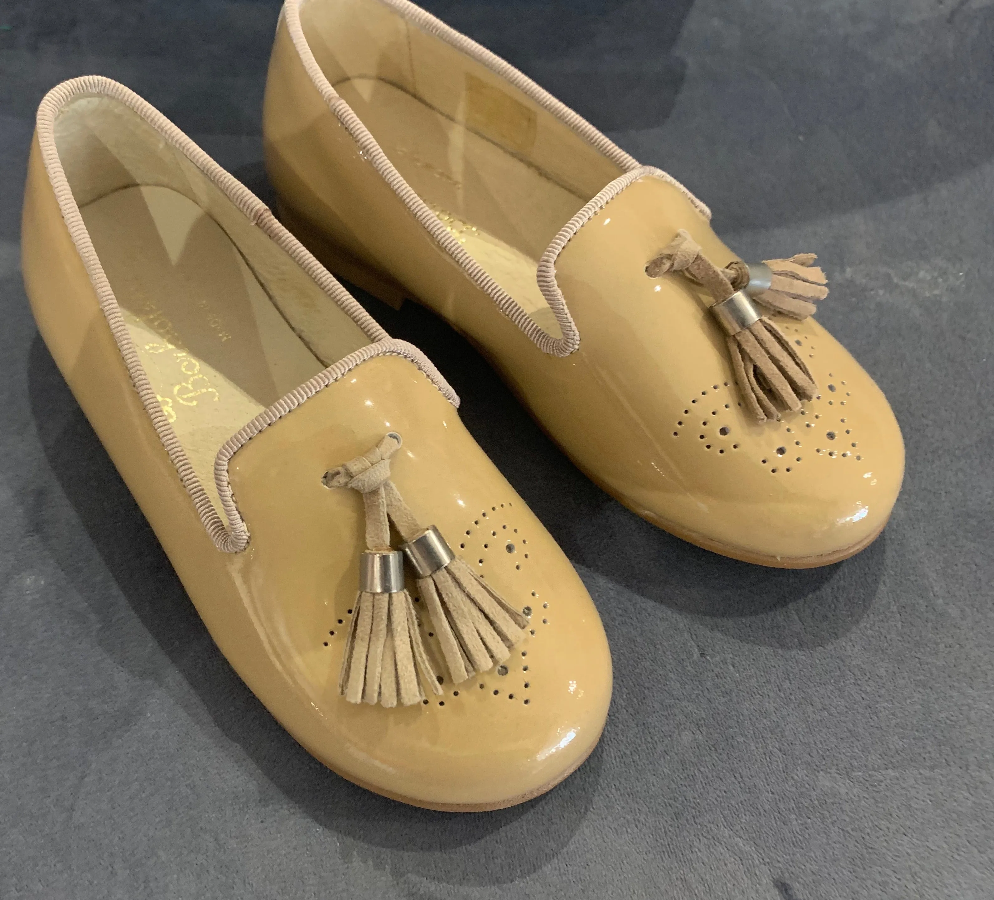 Clearance Camel Girls Patent  Loafers