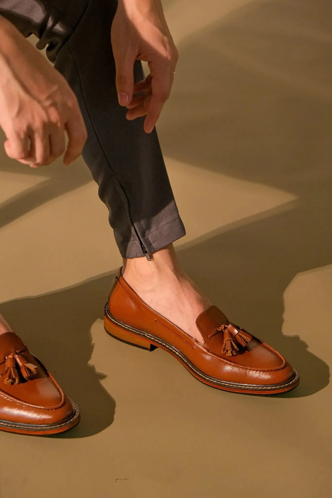 ENRIQUE Tassel Loafer - Tan