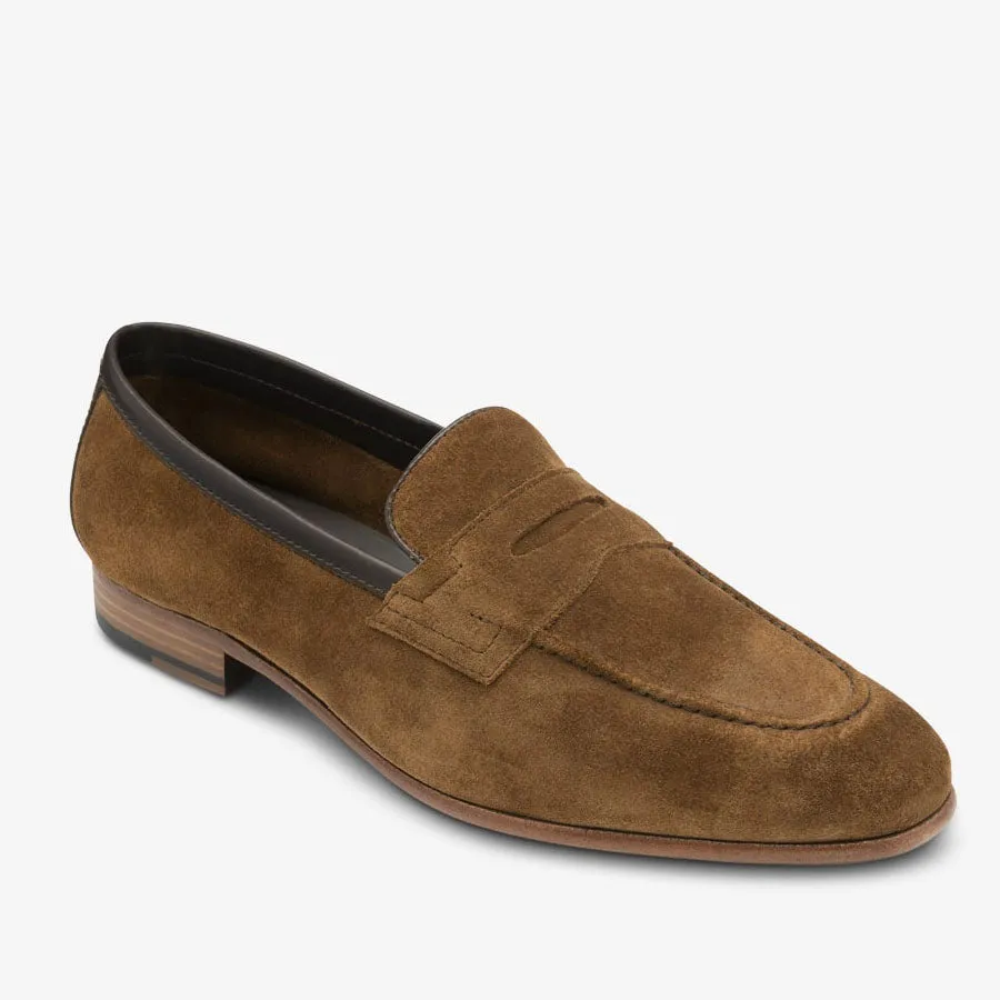 Loake - Darwin Loafers in Tan Suede