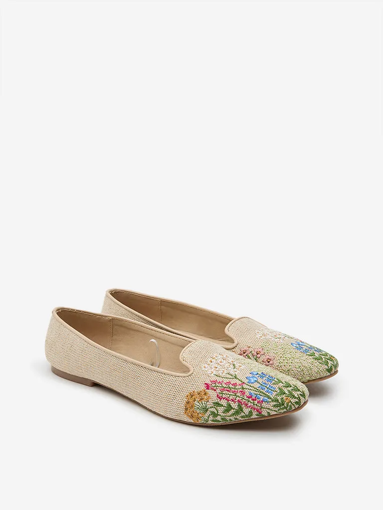 LUNA BLU Beige Floral Embroidered Loafers