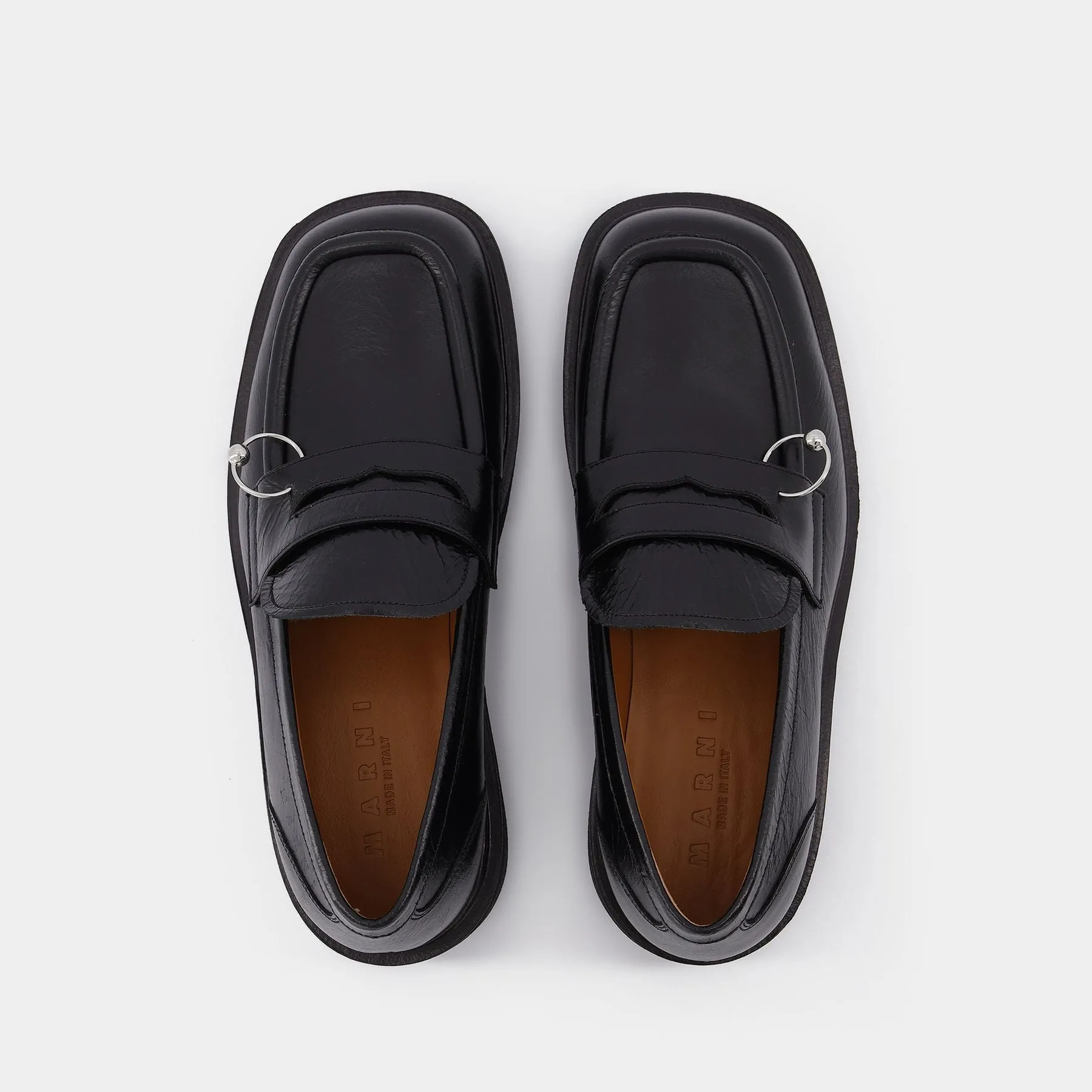 Piercing Loafer in Black Leather