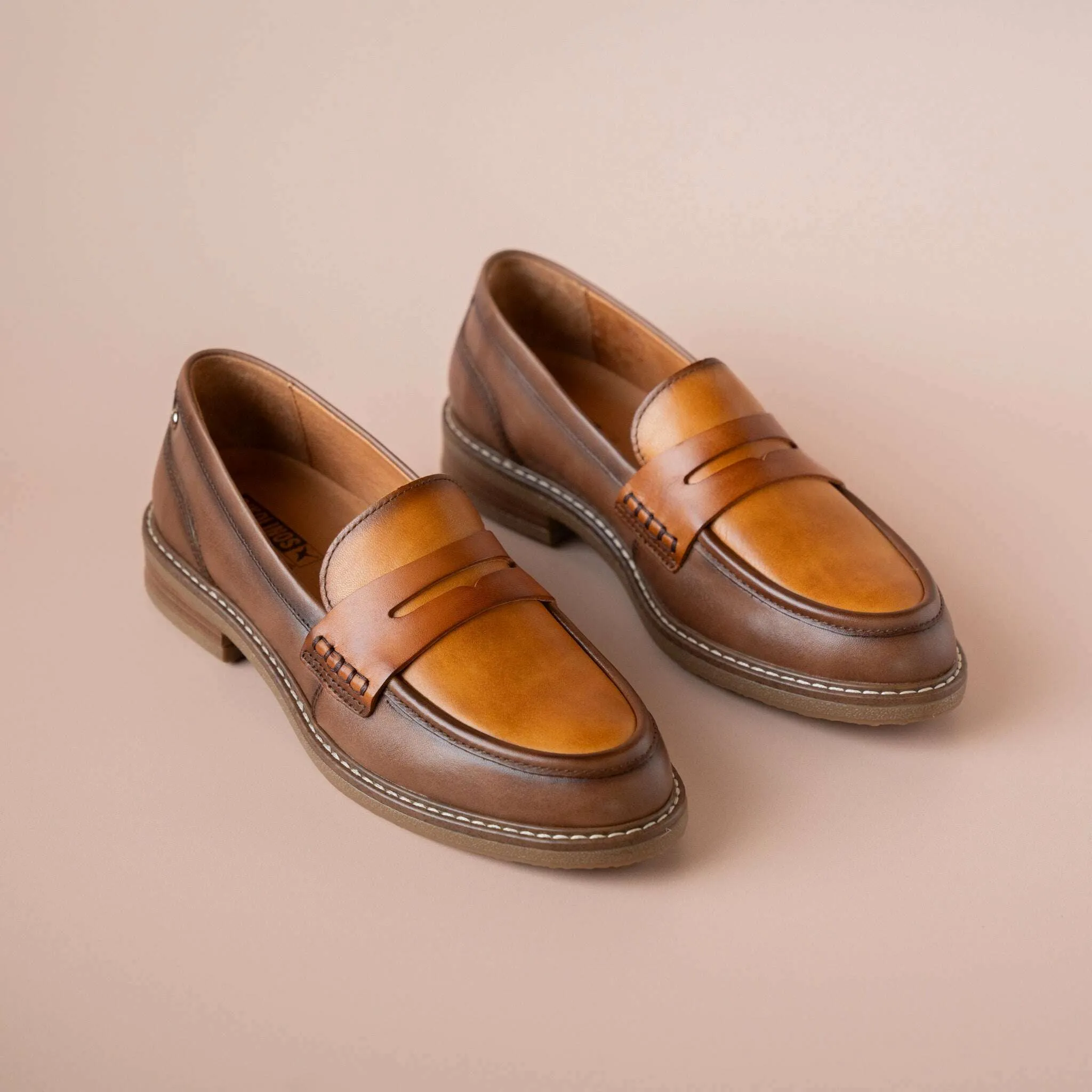 Pikolinos - Aldaya Loafer in Tan Combo