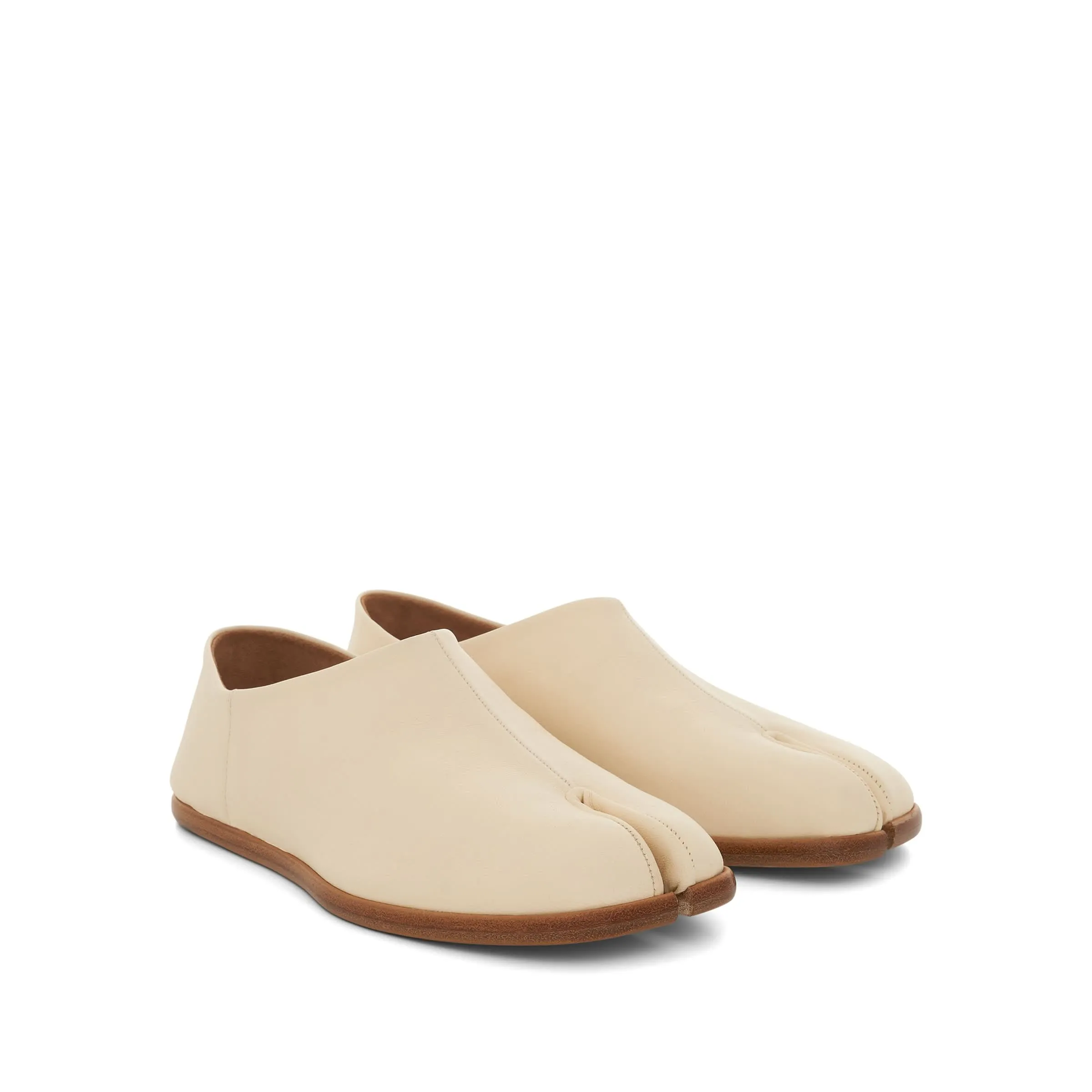 Tabi Babouches Loafers in White