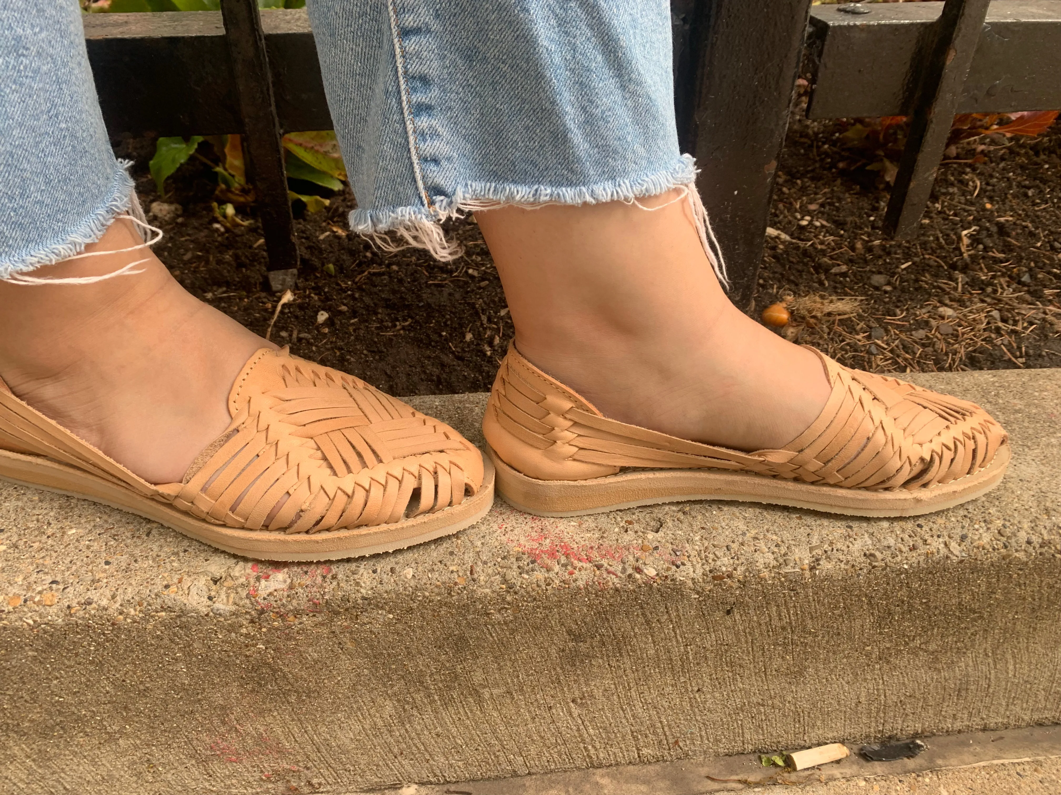 Women’s Mexican Huarache Sandals -- Natural Leather