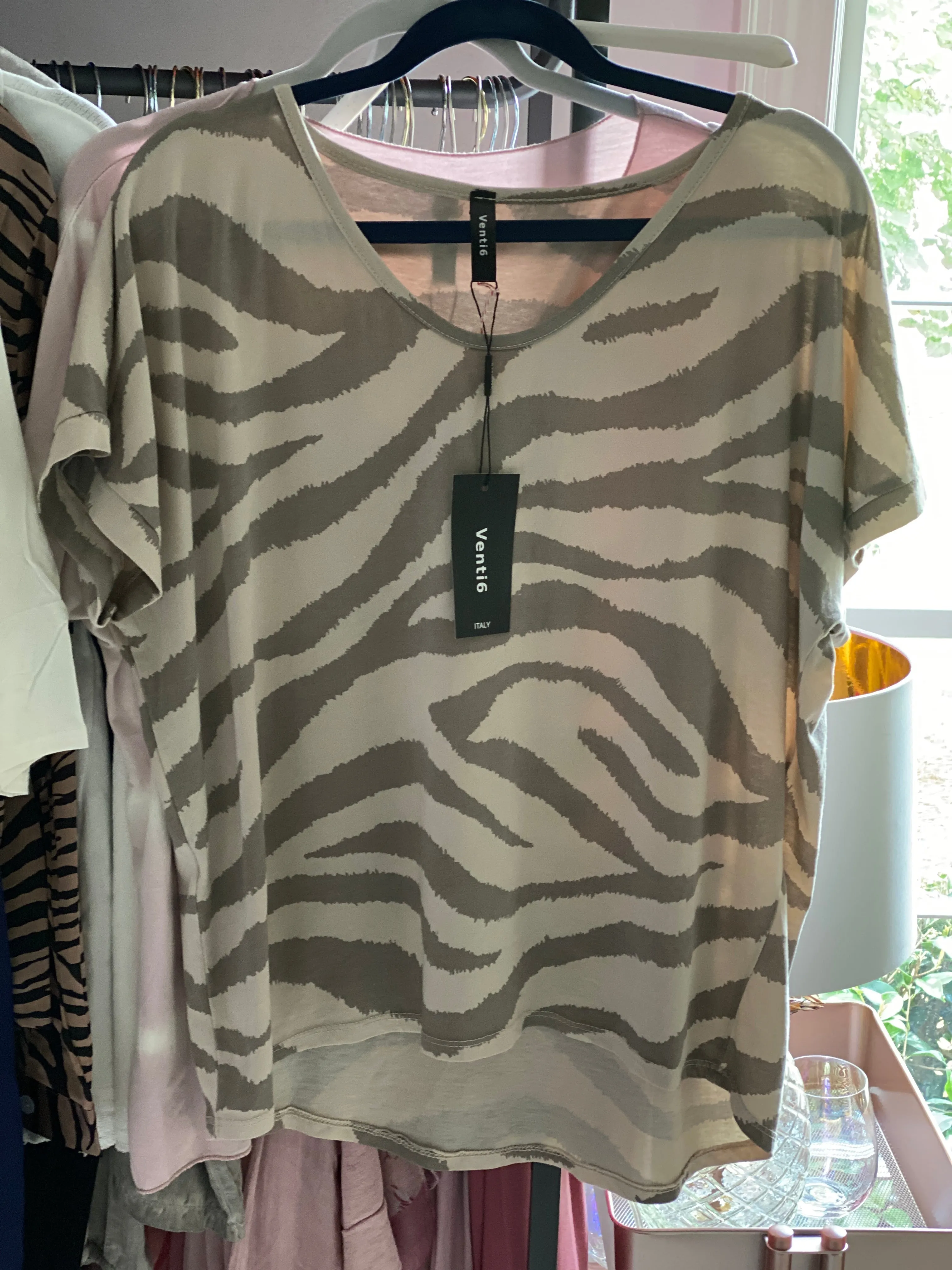 Zebra cuffed sleeve oversize top