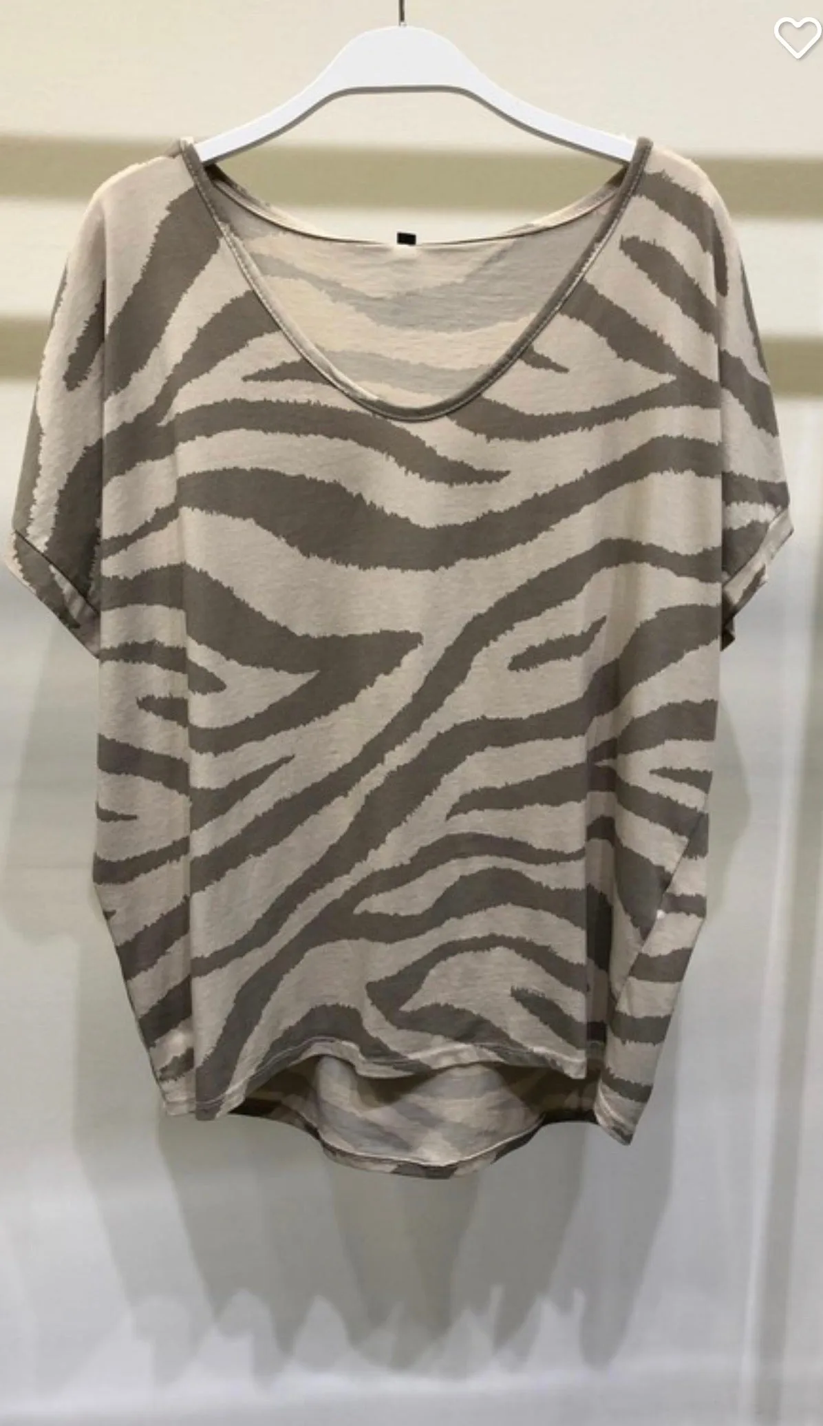 Zebra cuffed sleeve oversize top